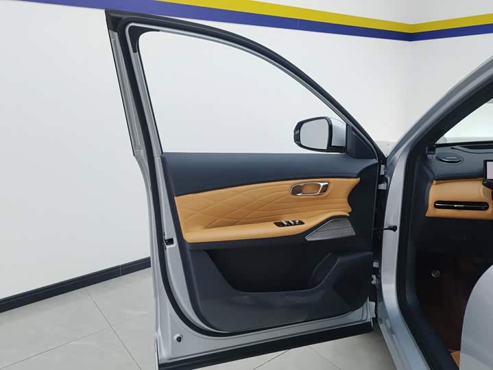 Geely Galaxy Starship 7, 2025 — фото 7 из 9
