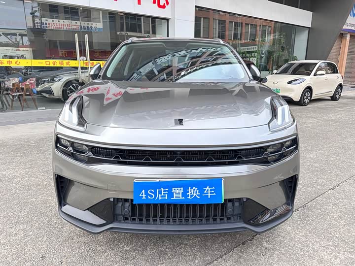 Lynk & Co 06 EM-P Hybrid, 2023 — фото 2 из 9