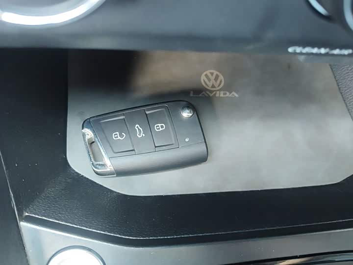 Volkswagen Lavida, 2025 — фото 9 из 9