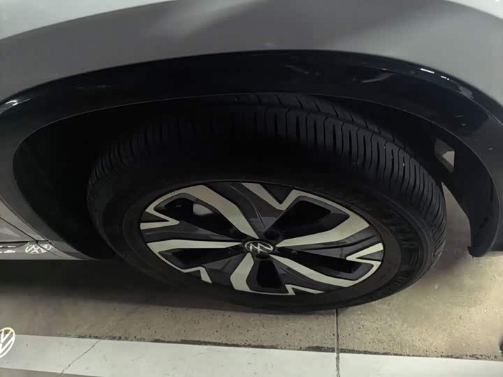 Volkswagen Tayron GTE Hybrid, 2024 — фото 8 из 9