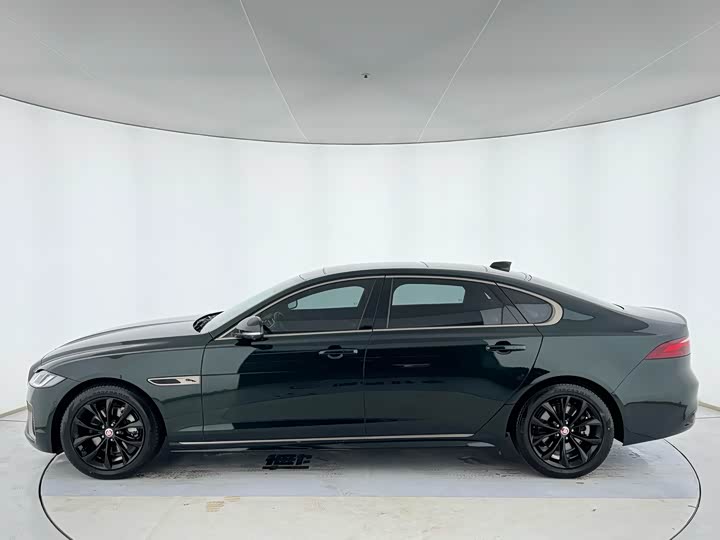 Jaguar XF L, 2023 — фото 4 из 9