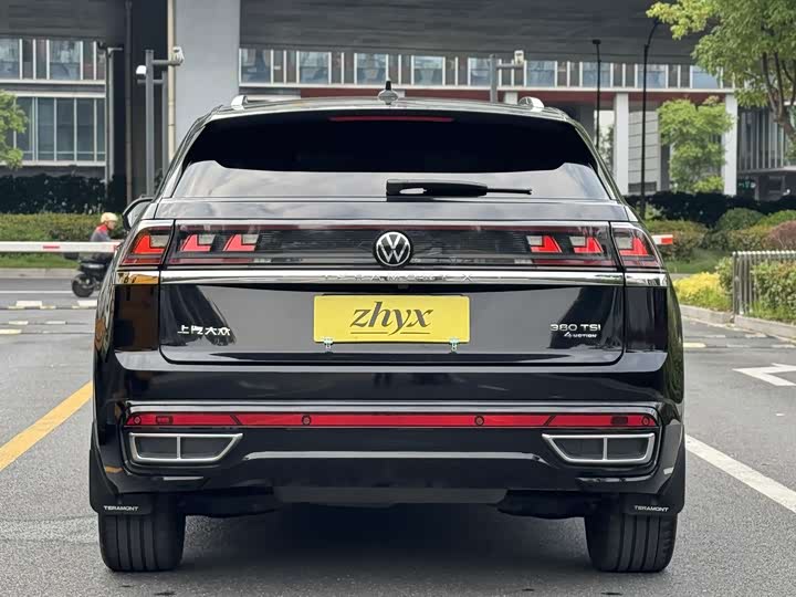 Volkswagen Teramont X, 2023 — фото 6 из 9