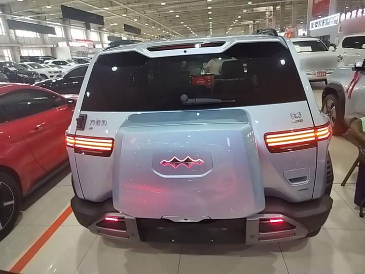 BYD FangChengBao Titanium 3 (Tai 3), 2025 — фото 6 из 9