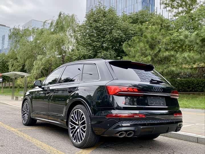 Audi SQ7, 2025 — фото 3 из 12