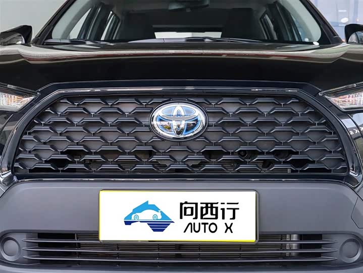 Toyota Corolla Cross, 2024 — фото 9 из 12