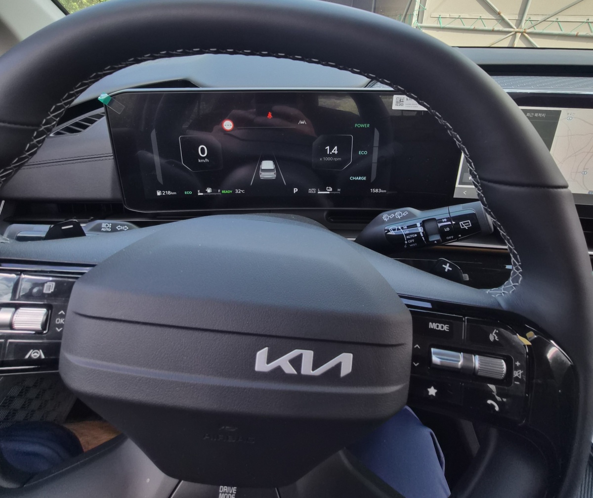 Kia Carnival, 2026 — фото 8 из 12