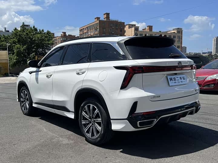 Changan CS75 Plus, 2023 — фото 5 из 9