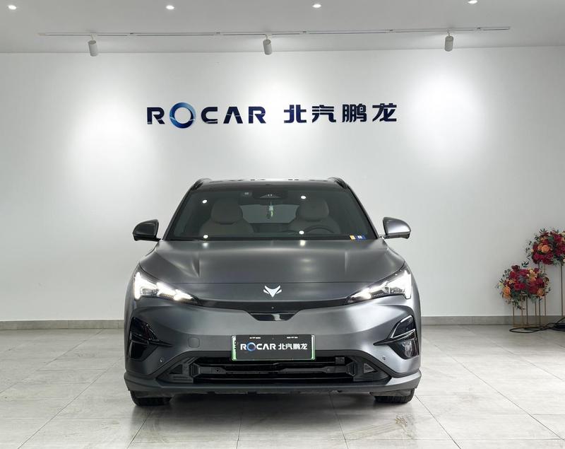 BAIC Arcfox Alpha T5, 2024 — фото 2 из 12
