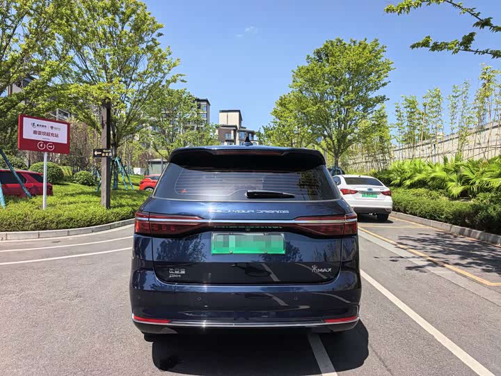 BYD Song Max Hybrid, 2022 — фото 6 из 9
