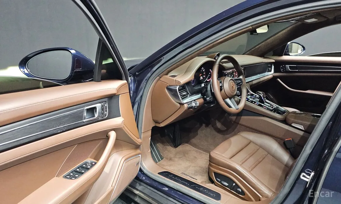 Porsche Panamera, 2023 — фото 10 из 12