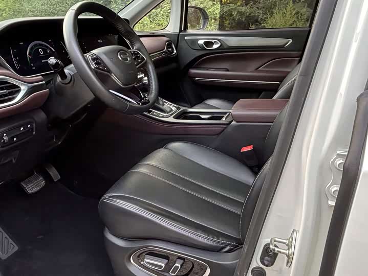 GAC Trumpchi M6, 2021 — фото 5 из 9