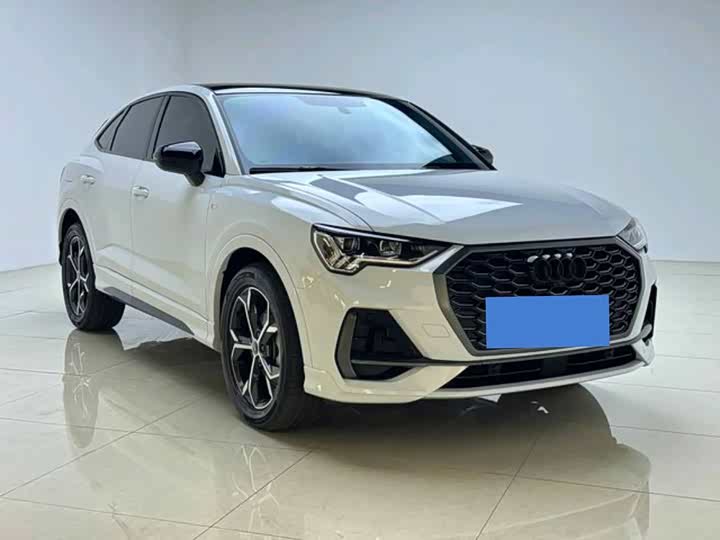 Audi Q3 Sportback, 2025 — фото 2 из 9