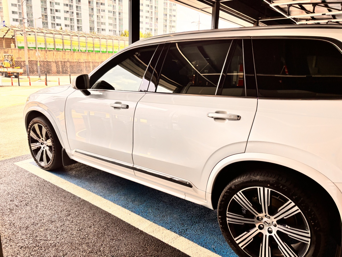 Volvo XC90, 2023 — фото 2 из 12