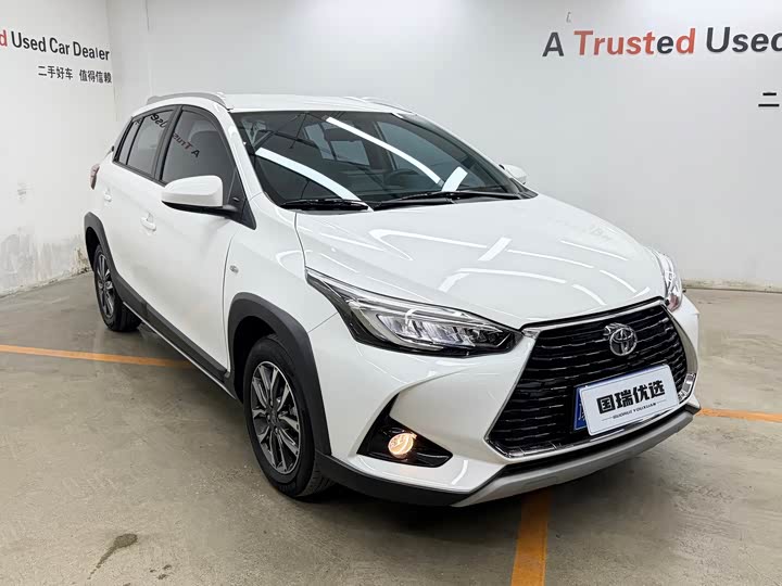 Toyota Yaris L Hatchback, 2022 — фото 3 из 9