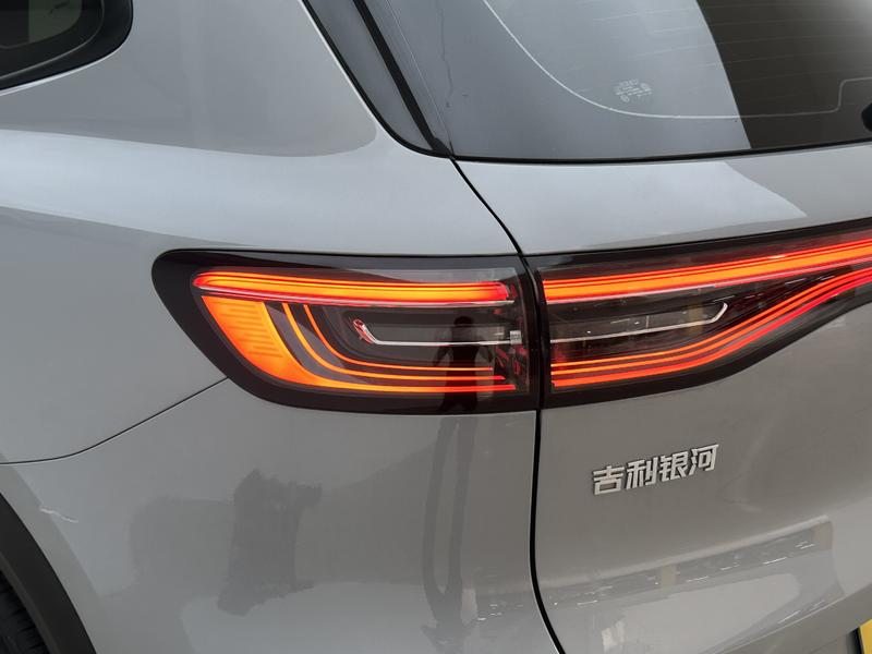 Geely Galaxy E5, 2024 — фото 10 из 12