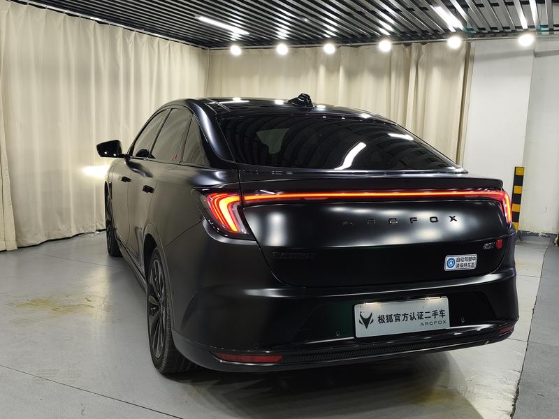 BAIC Arcfox Alpha S, 2023 — фото 4 из 12