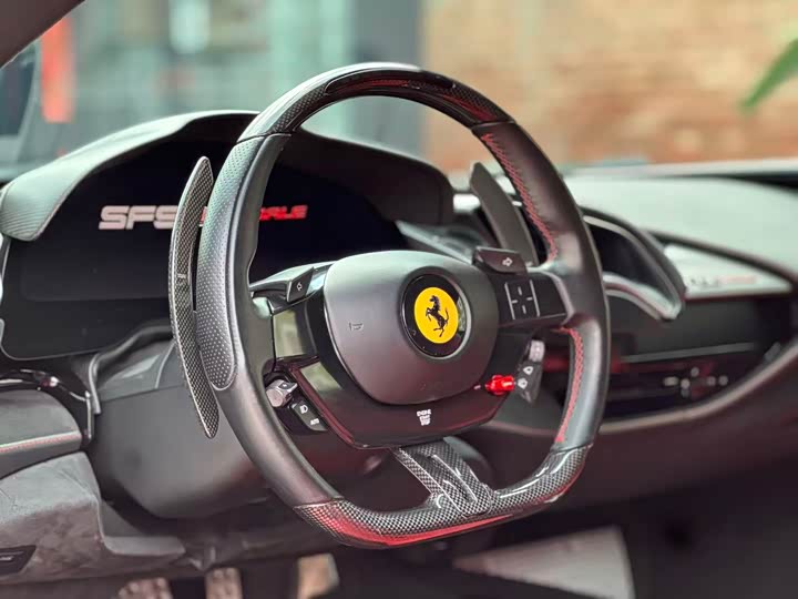Ferrari SF90, 2021 — фото 6 из 9