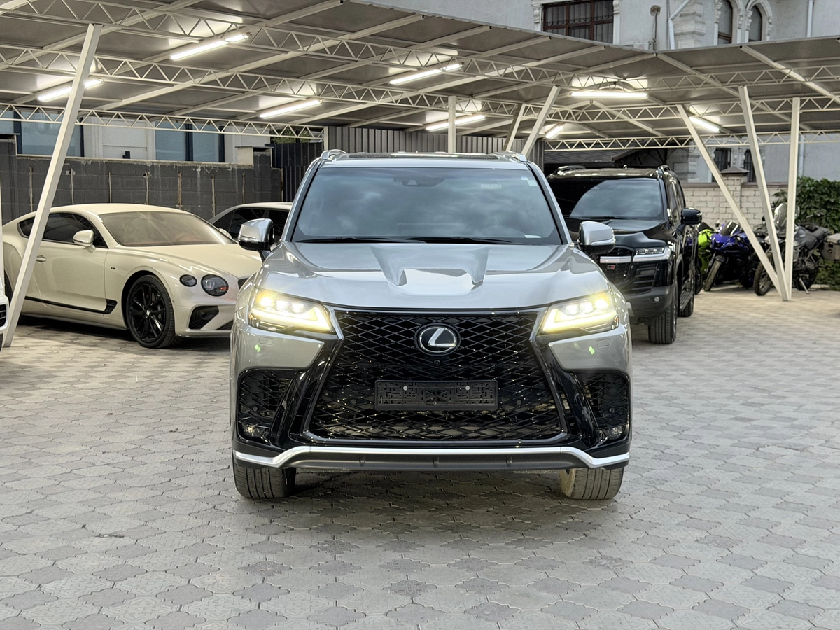 Lexus LX, 2022 — фото 4 из 10