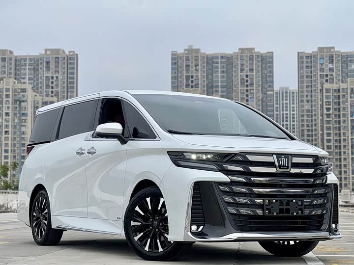 Toyota Vellfire, 2024 — фото 3 из 9