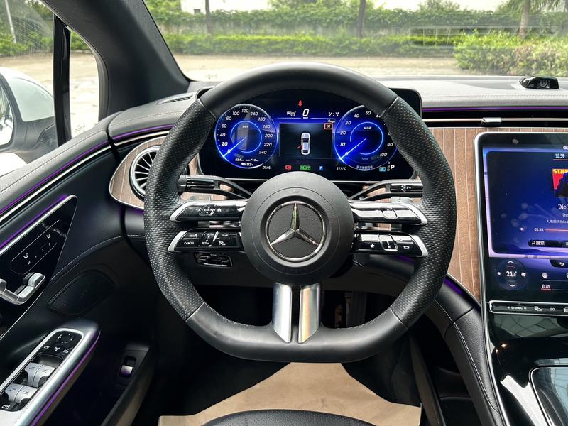 Mercedes-Benz EQE, 2022 — фото 9 из 12