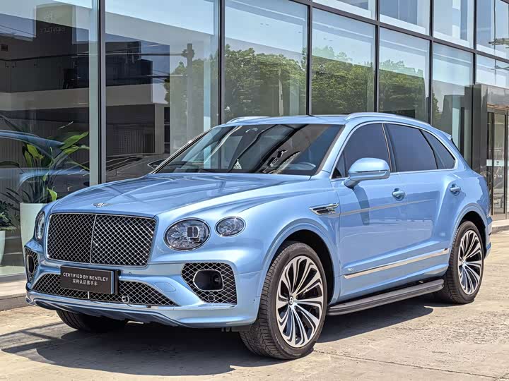 Bentley Bentayga, 2022 — фото 2 из 9