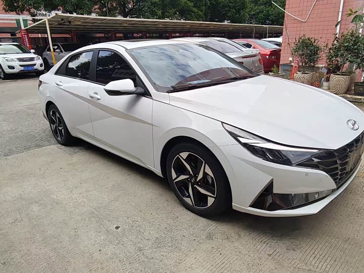 Hyundai Elantra N line, 2022 — фото 3 из 9