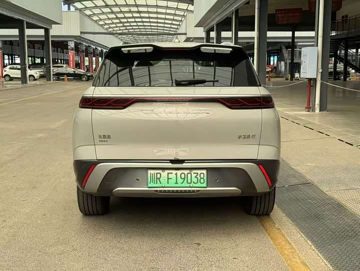 BYD Frigate 07, 2022 — фото 8 из 9