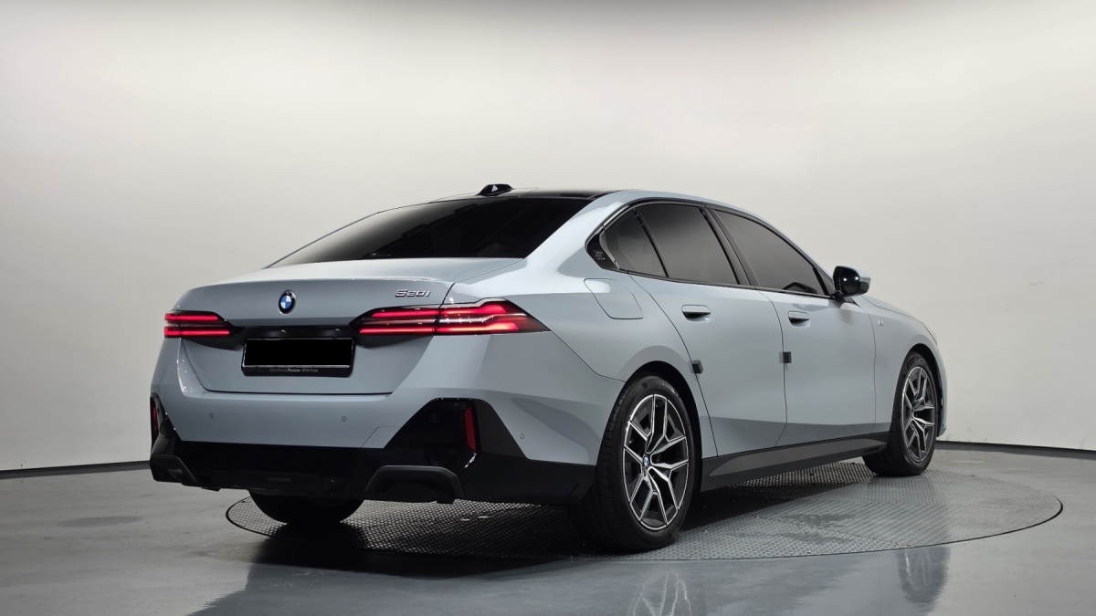 BMW 5 Series, 2024 — фото 2 из 12