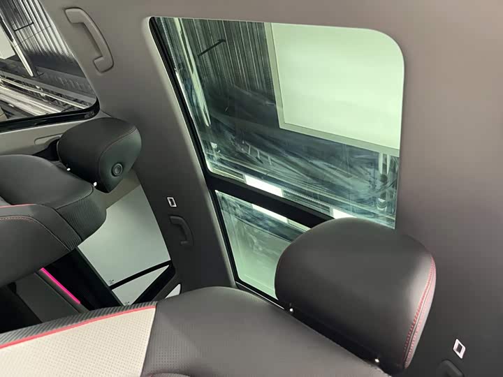 Volkswagen Teramont X, 2022 — фото 9 из 9
