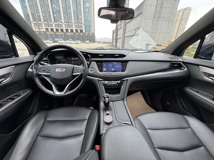Cadillac XT6, 2022 — фото 8 из 9