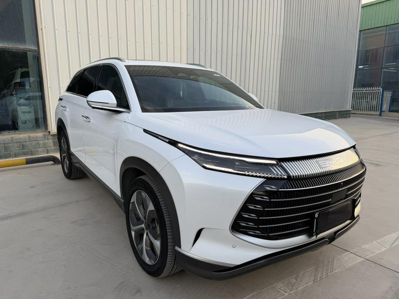 BYD Frigate 07, 2023 — фото 3 из 8