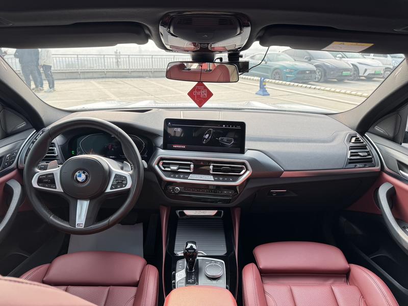 BMW X4, 2022 — фото 5 из 10