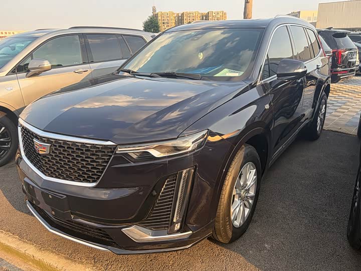 Cadillac XT6, 2022 — купить в Смоленске под ключ