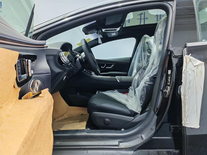 Mercedes-Benz EQS, 2025 — фото 12 из 12