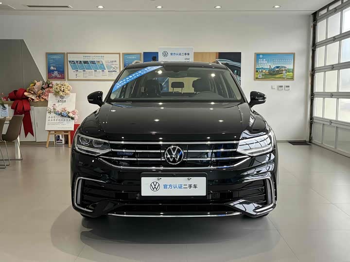 Volkswagen Tiguan L Hybrid, 2025 — фото 2 из 9