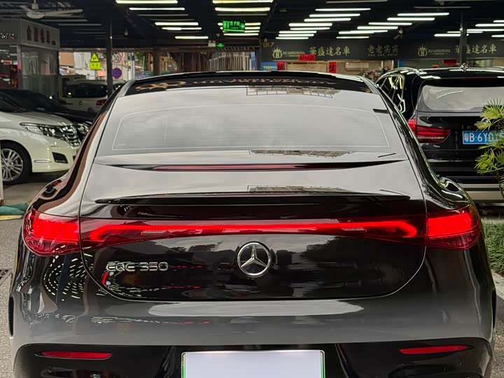 Mercedes-Benz EQE, 2024 — фото 6 из 9