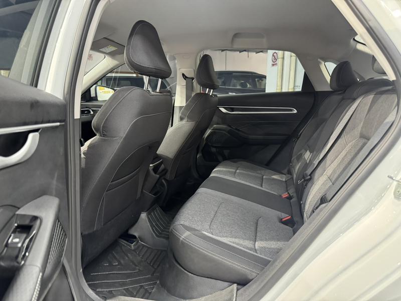 Geely Emgrand, 2025 — фото 12 из 12