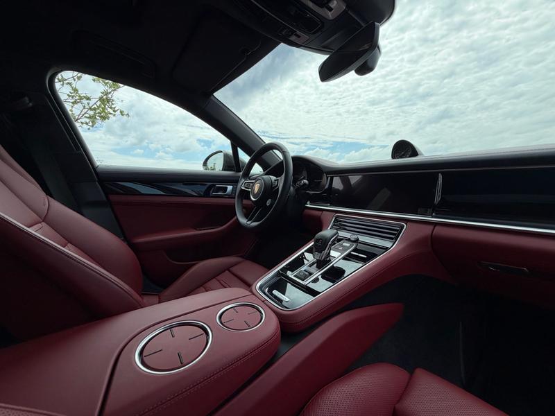 Porsche Panamera, 2023 — фото 9 из 12
