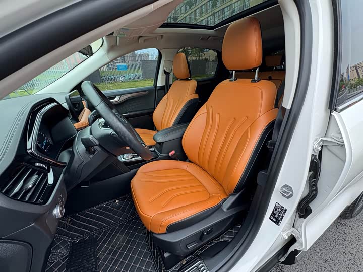 Ford Escape, 2021 — фото 5 из 9