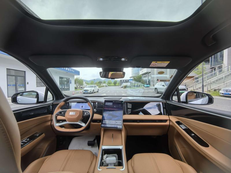Geely Galaxy L7, 2026 — фото 7 из 11