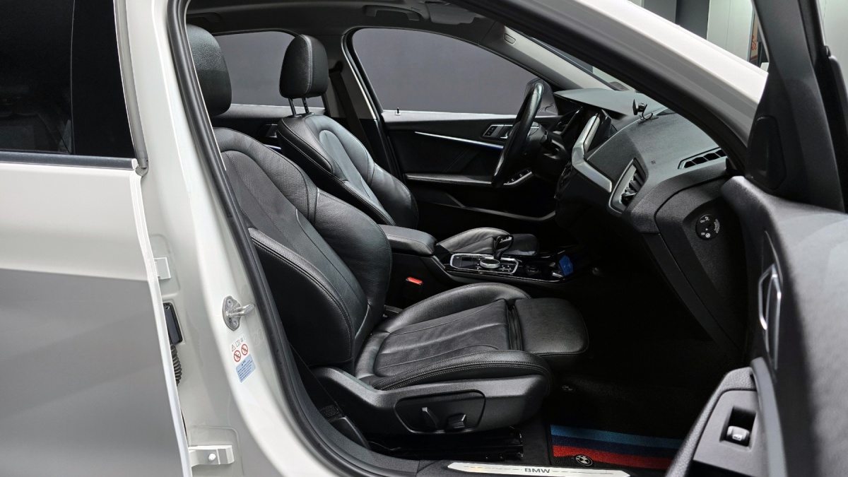 BMW 1 Series, 2021 — фото 10 из 12