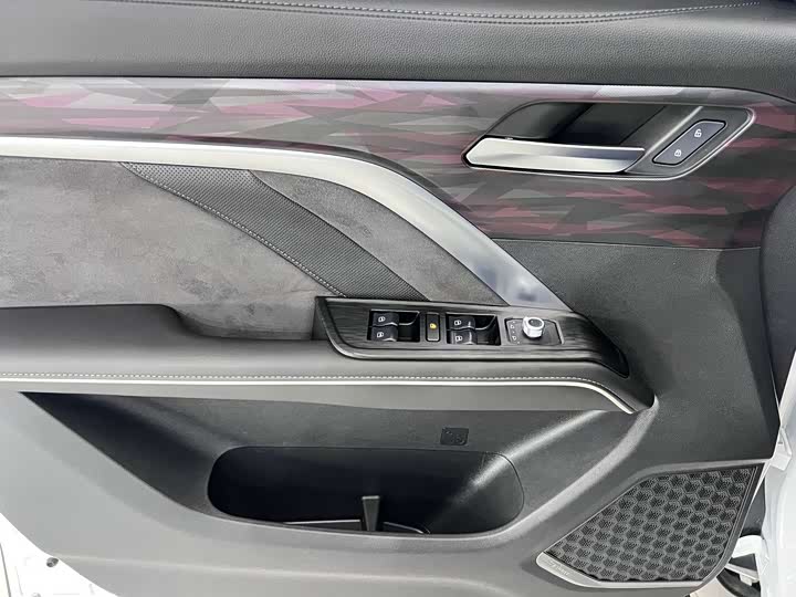 Haval H6, 2023 — фото 8 из 9