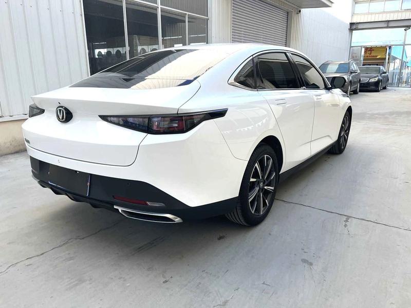 Changan Eado Plus, 2024 — фото 6 из 9