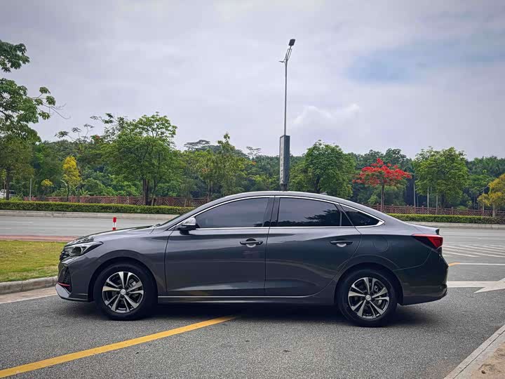 Changan Eado Plus, 2023 — фото 7 из 9