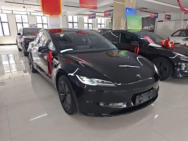 Tesla Model 3, 2025 — фото 4 из 9
