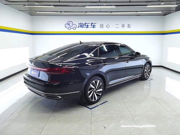 Volkswagen Passat, 2024 — фото 3 из 9