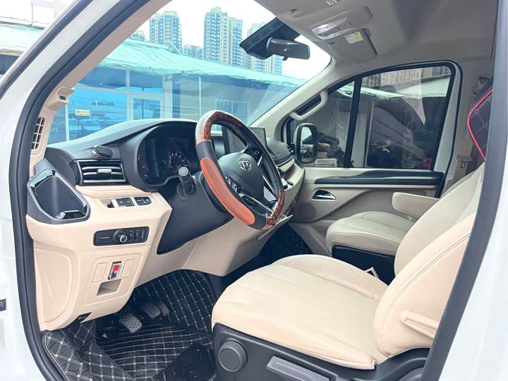 Maxus V70, 2025 — фото 7 из 9