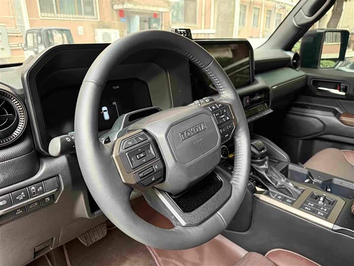 Toyota Prado, 2025 — фото 3 из 9