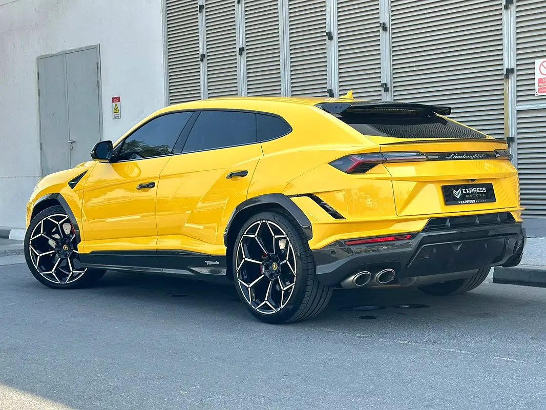Lamborghini Urus, 2024 — фото 2 из 10