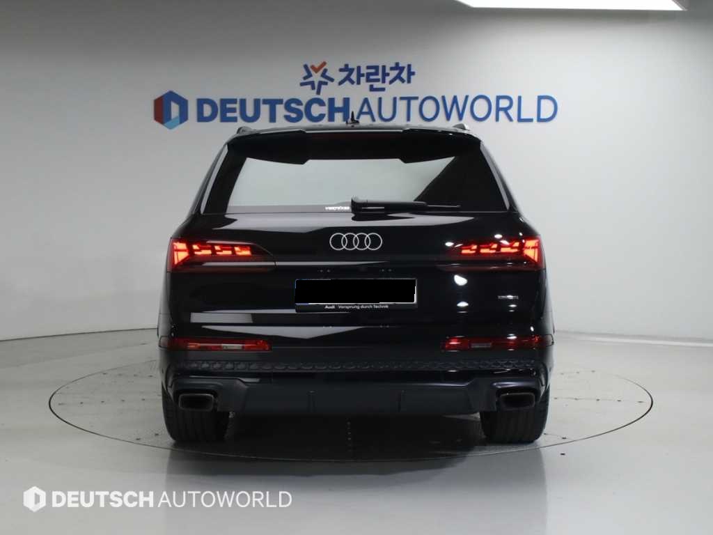 Audi Q7, 2025 — фото 4 из 12